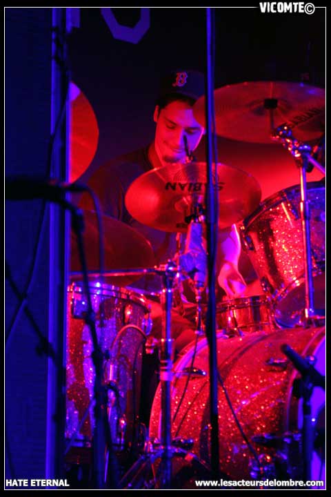 gal/HATE_ETERNAL/2009-01-26_-_Nouveau_casino/41.jpg