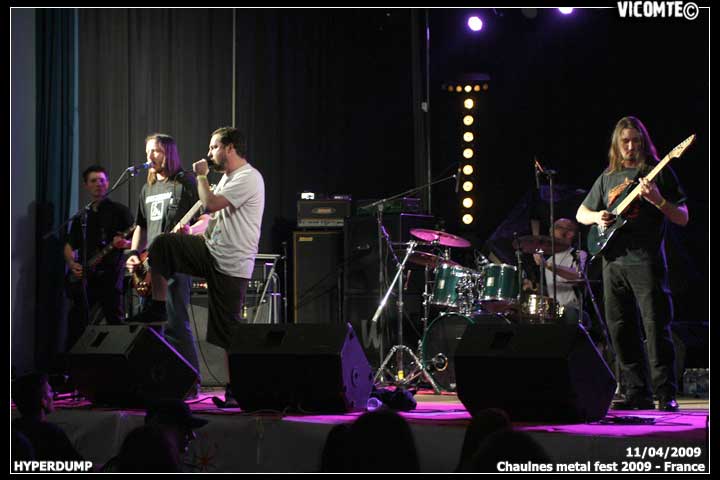 gal/HYPERDUMP/2009-04-11_-_Chaulnes_metal_fest_2009/24.jpg