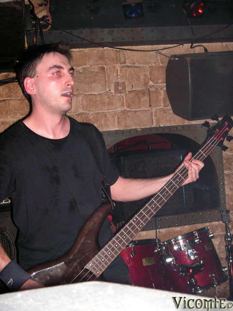 gal/HYPNOSIS/2006-09-17_-_Le_Klub/76.jpg