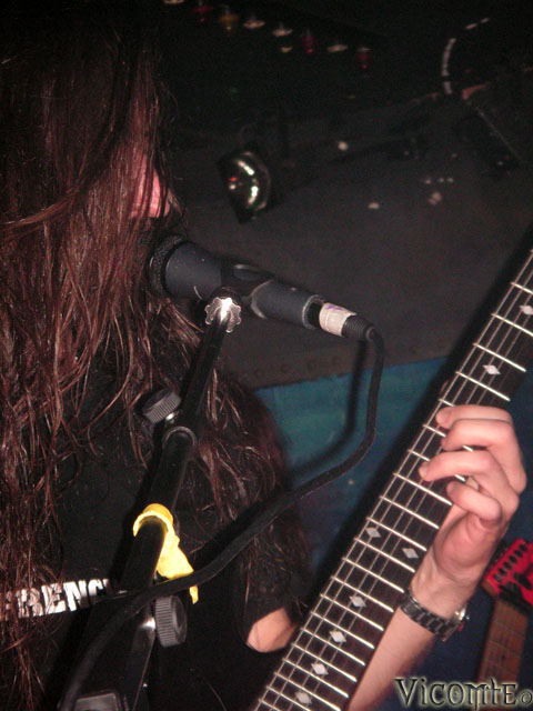 gal/HYPNOSIS/2006-09-17_-_Le_Klub/83.jpg