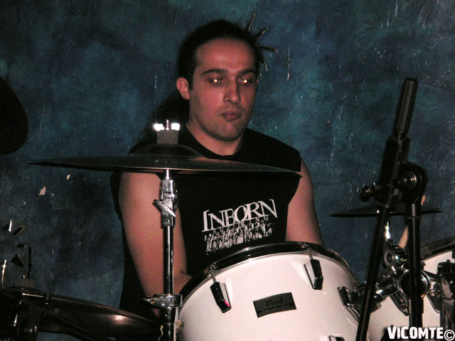 gal/INBORN_SUFFERING/2008-05-11_-_Le_Klub/11.jpg