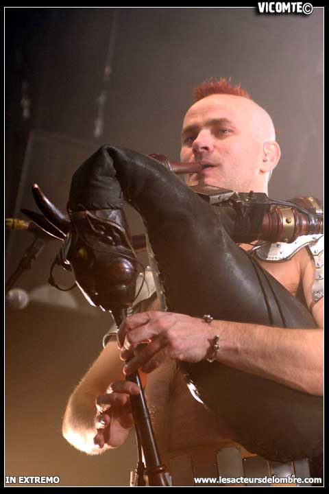 gal/IN_EXTREMO/2008-12-07_-_Forum/41.jpg