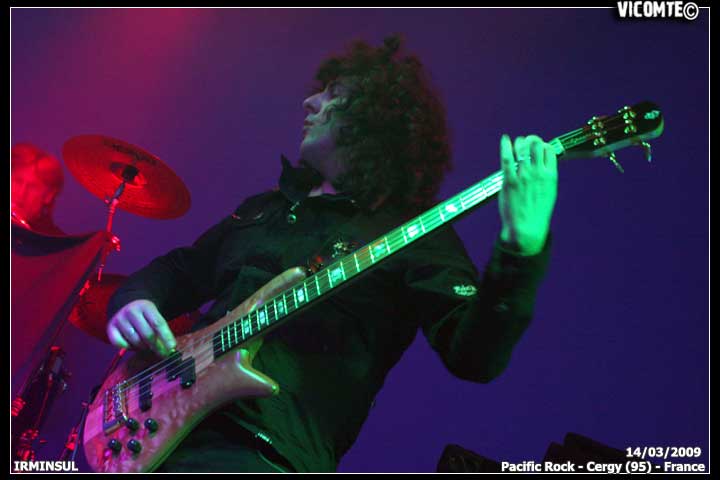 gal/IRMINSUL/2009-03-14_-_Pacific_rock/09.jpg