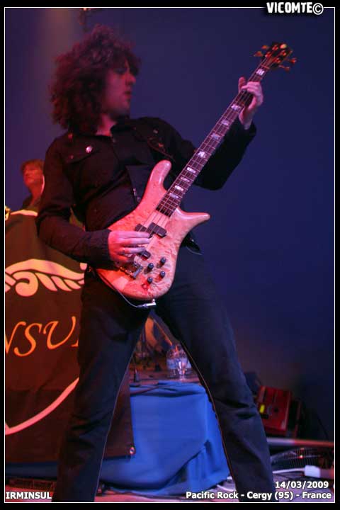 gal/IRMINSUL/2009-03-14_-_Pacific_rock/15.jpg