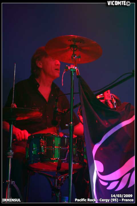 gal/IRMINSUL/2009-03-14_-_Pacific_rock/35.jpg