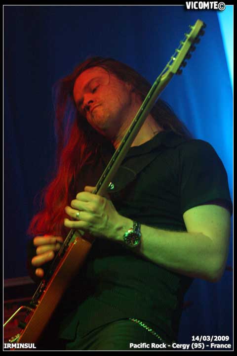 gal/IRMINSUL/2009-03-14_-_Pacific_rock/55.jpg
