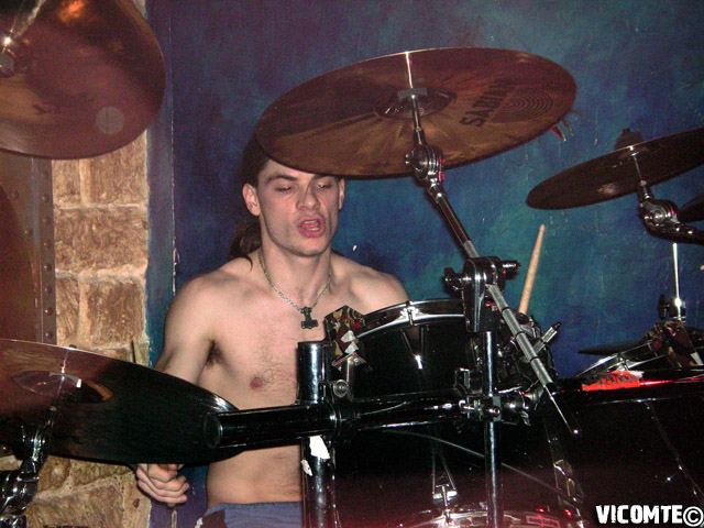 gal/KAMPF/2007-03-04_-_Le_Klub/12.jpg