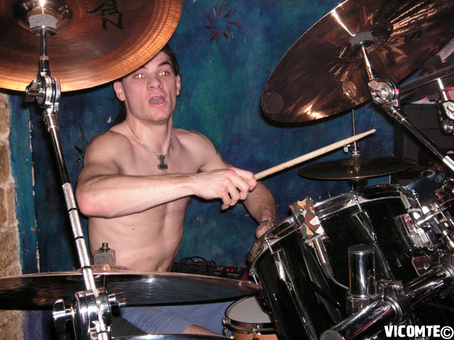 gal/KAMPF/2007-03-04_-_Le_Klub/18.jpg