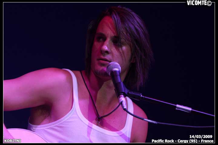 gal/KORITNI/2009-03-14_-_Pacific_rock/18.jpg