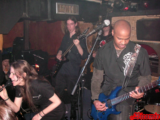 gal/KREPUSKULE/2006-03-26_-_Le_Klub/19.jpg