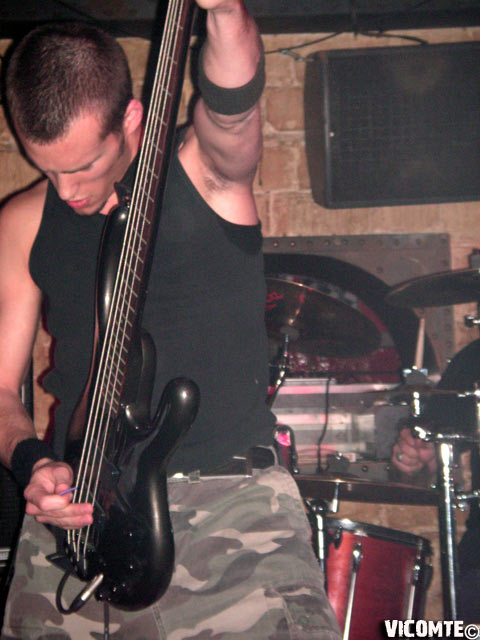 gal/LOKURAH/2006-05-14_-_Le_Klub/10.jpg