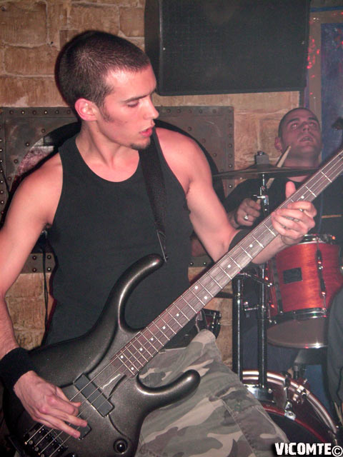 gal/LOKURAH/2006-05-14_-_Le_Klub/14.jpg
