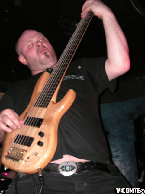 gal/LOKURAH/2008-04-13_-_Le_Klub/25.jpg