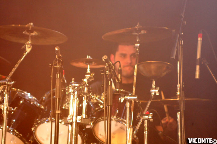 gal/LOKURAH/2008-06-07_-_Le_Forum/16.jpg