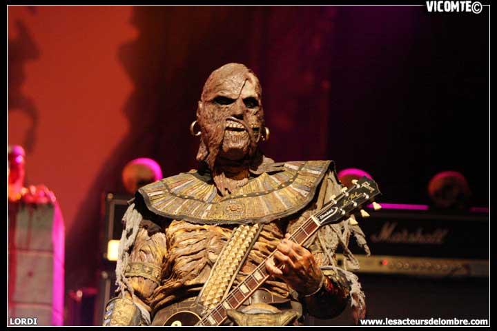 gal/LORDI/2009-02-18_-_Elysee_montmartre/03.jpg