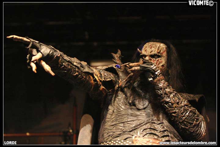 gal/LORDI/2009-02-18_-_Elysee_montmartre/07.jpg