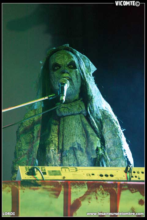 gal/LORDI/2009-02-18_-_Elysee_montmartre/18.jpg
