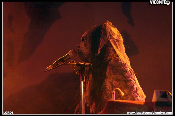 gal/LORDI/2009-02-18_-_Elysee_montmartre/57.jpg