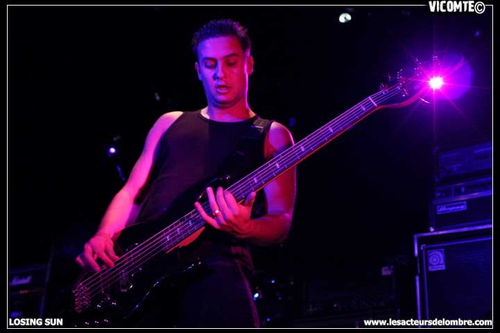 gal/LOSING_SUN/2008-10-26_-_Scene_Bastille/02.jpg