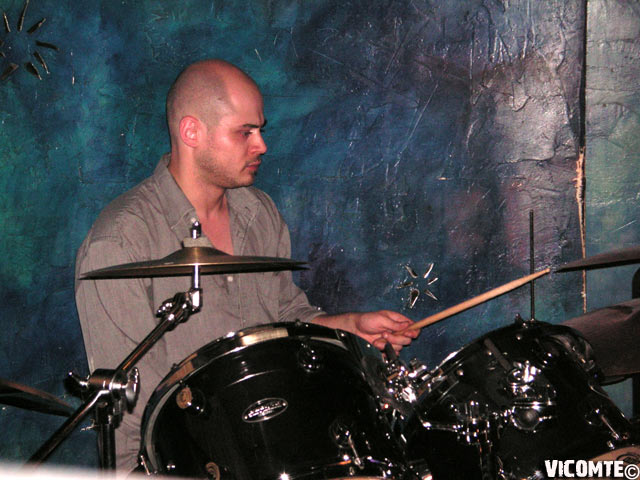gal/LUX_INCERTA/2007-06-17_-_Le_Klub/12.jpg