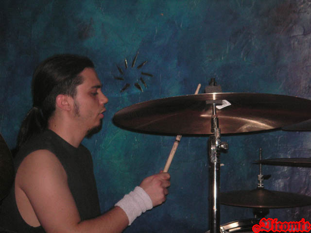gal/LYR_DROWNING/2006-03-26_-_Le_Klub/65.jpg