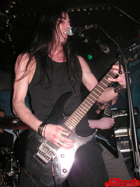gal/LYR_DROWNING/2006-03-26_-_Le_Klub/70.jpg
