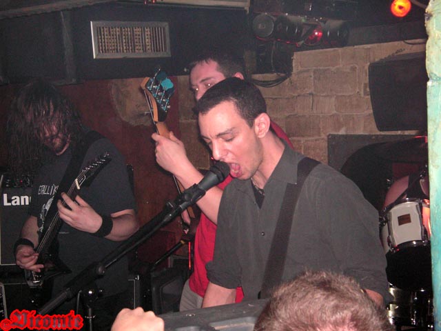 gal/METAL_UP_EM_ASS/2006-03-12_-_Le_Klub/34.jpg