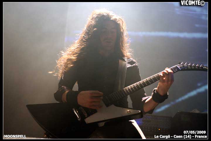 gal/MOONSPELL/2009-05-07_-_Cargo/07.jpg