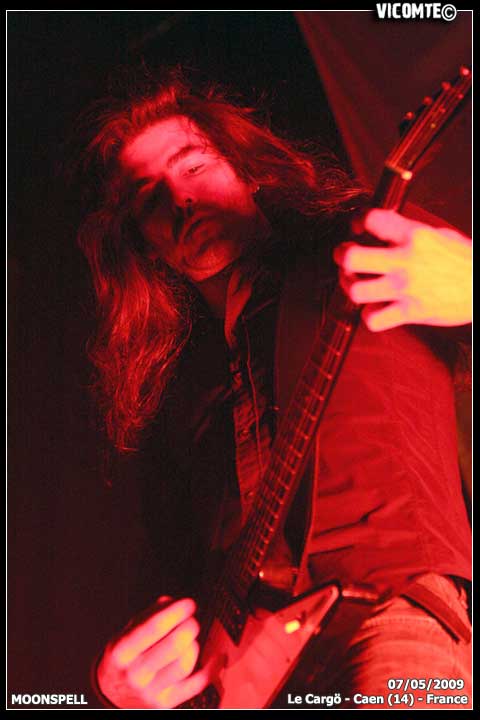gal/MOONSPELL/2009-05-07_-_Cargo/52.jpg