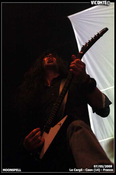 gal/MOONSPELL/2009-05-07_-_Cargo/57.jpg