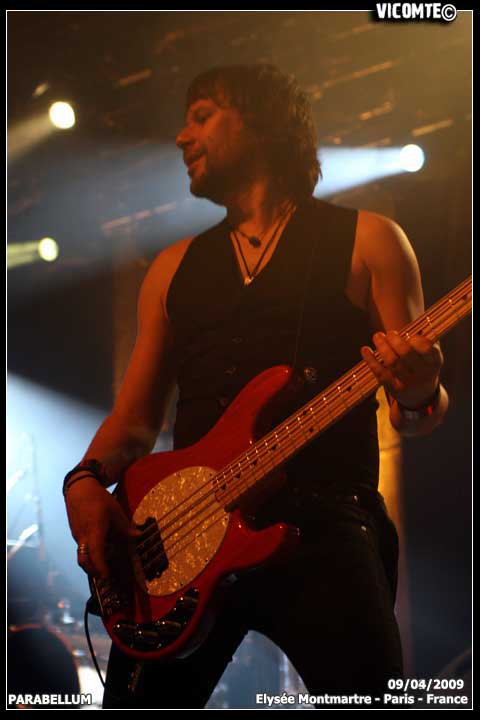 gal/PARABELLUM/2009-04-09_-_Elysee_montmartre/26.jpg