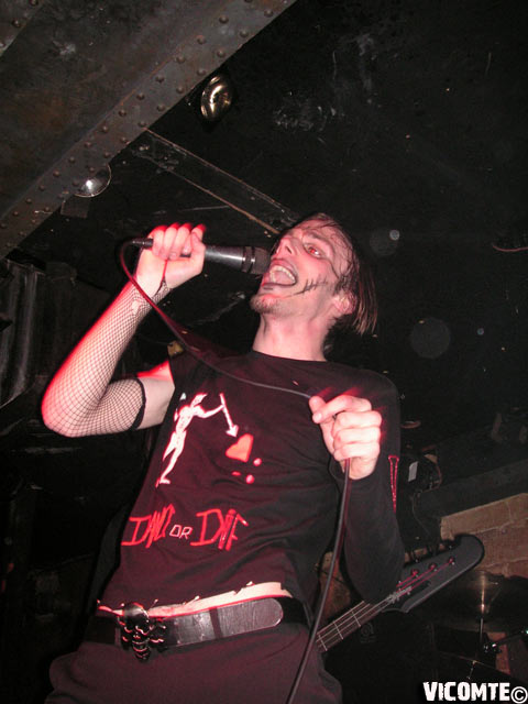 gal/POLYTRAUMA/2007-05-27_-_Le_Klub/12.jpg