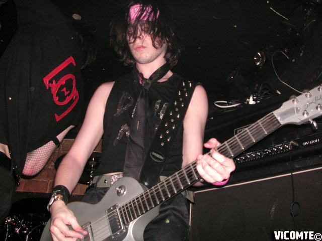gal/POLYTRAUMA/2007-05-27_-_Le_Klub/13.jpg