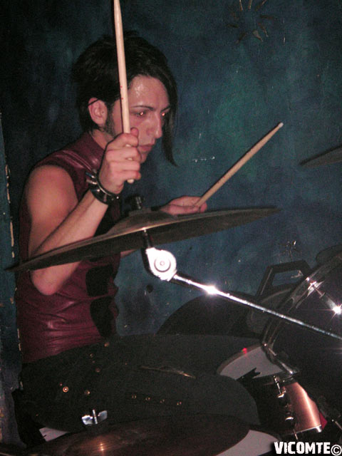 gal/POLYTRAUMA/2007-05-27_-_Le_Klub/14.jpg