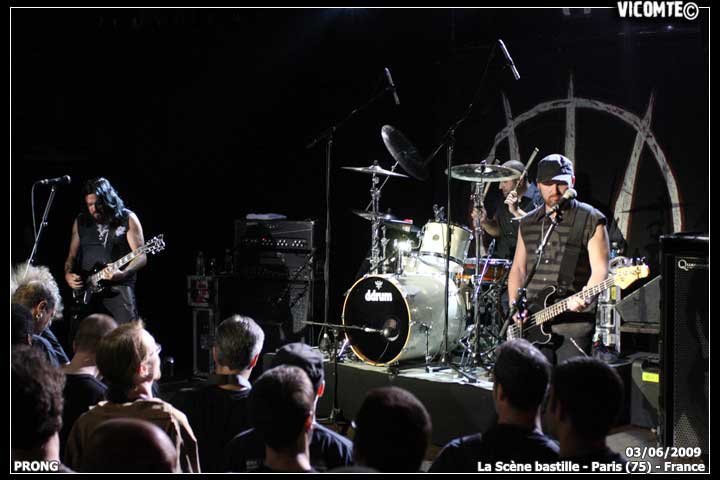 gal/PRONG/2009-06-03_-_Scene_bastille/09.jpg