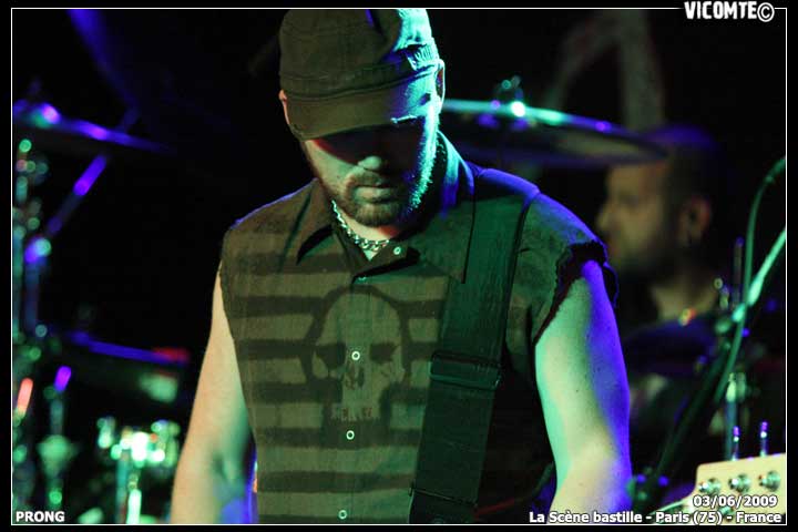 gal/PRONG/2009-06-03_-_Scene_bastille/18.jpg