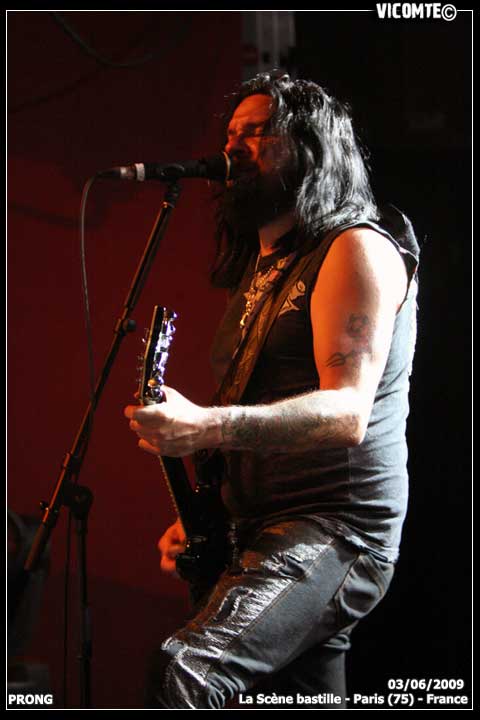 gal/PRONG/2009-06-03_-_Scene_bastille/32.jpg