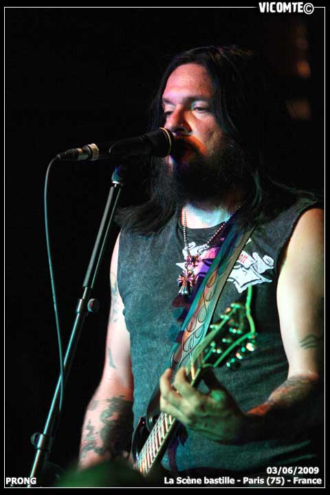 gal/PRONG/2009-06-03_-_Scene_bastille/36.jpg