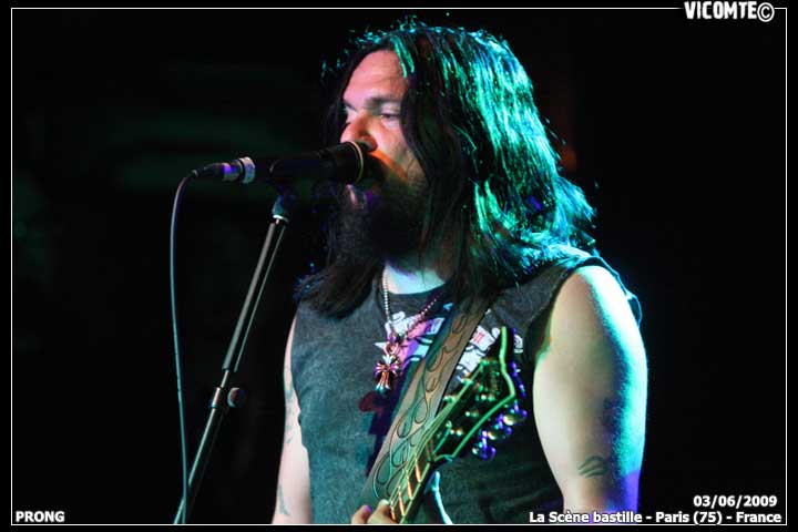 gal/PRONG/2009-06-03_-_Scene_bastille/56.jpg