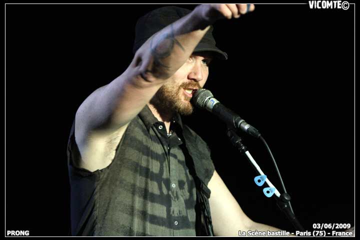 gal/PRONG/2009-06-03_-_Scene_bastille/59.jpg