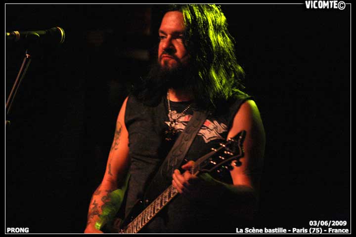 gal/PRONG/2009-06-03_-_Scene_bastille/60.jpg