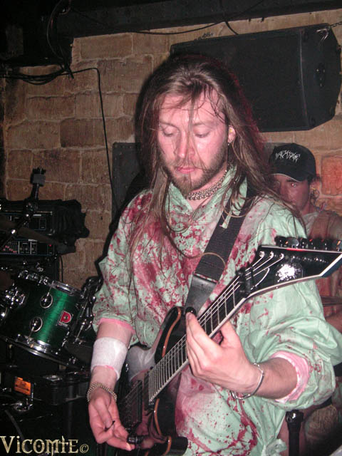 gal/PSORIASIS/2006-07-09_-_Le_Klub/51.jpg