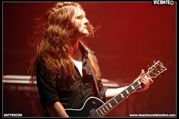 gal/SATYRICON/2008-11-23_-_Locomotive/02.jpg