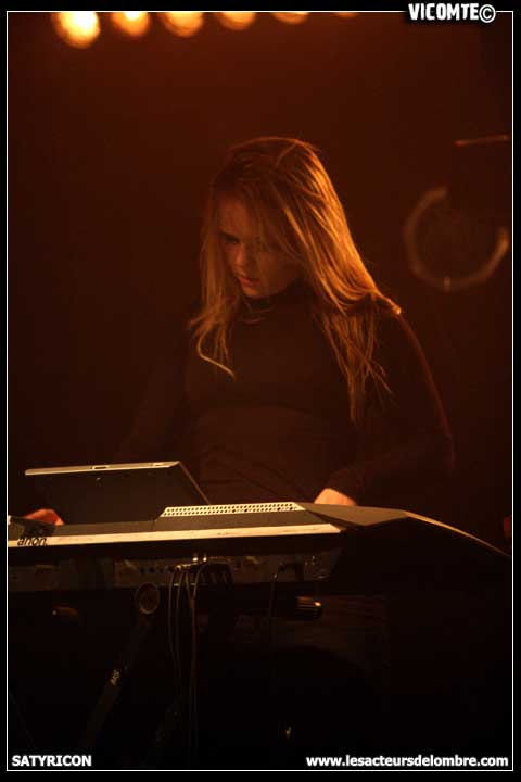 gal/SATYRICON/2008-11-23_-_Locomotive/22.jpg