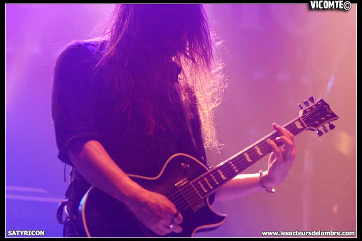 gal/SATYRICON/2008-11-23_-_Locomotive/31.jpg