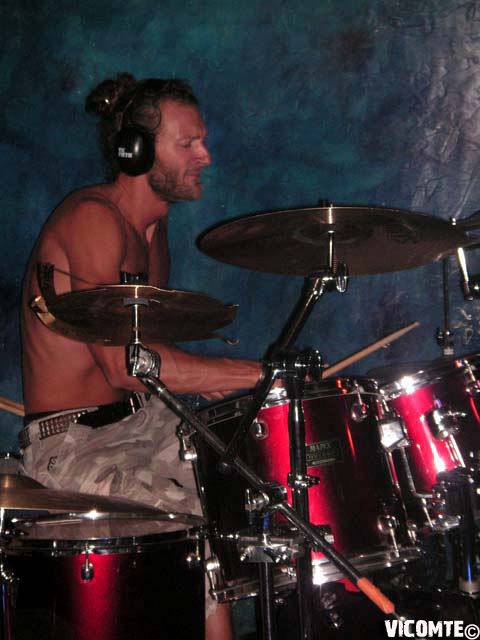 gal/SENTENCE/2007-09-23_-_Le_Klub/04.jpg