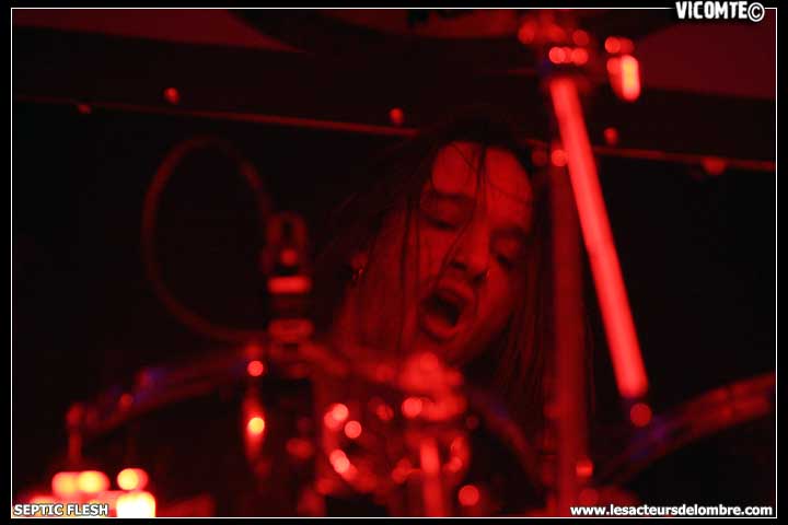 gal/SEPTIC_FLESH/2008-12-02_-_Bataclan/05.jpg
