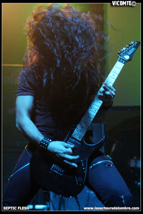 gal/SEPTIC_FLESH/2008-12-02_-_Bataclan/50.jpg