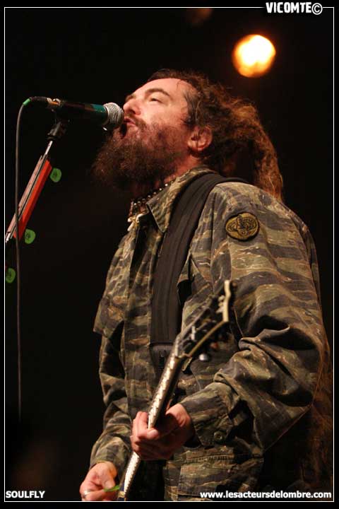 gal/SOULFLY/2009-02-12_-_Bataclan/26.jpg