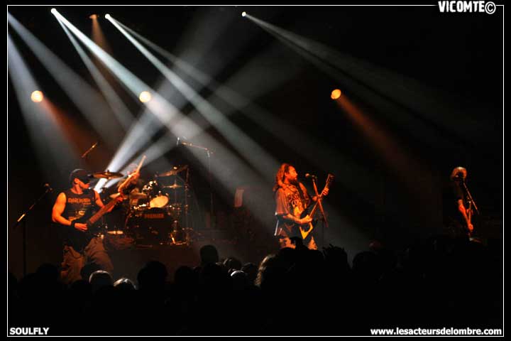 gal/SOULFLY/2009-02-12_-_Bataclan/71.jpg